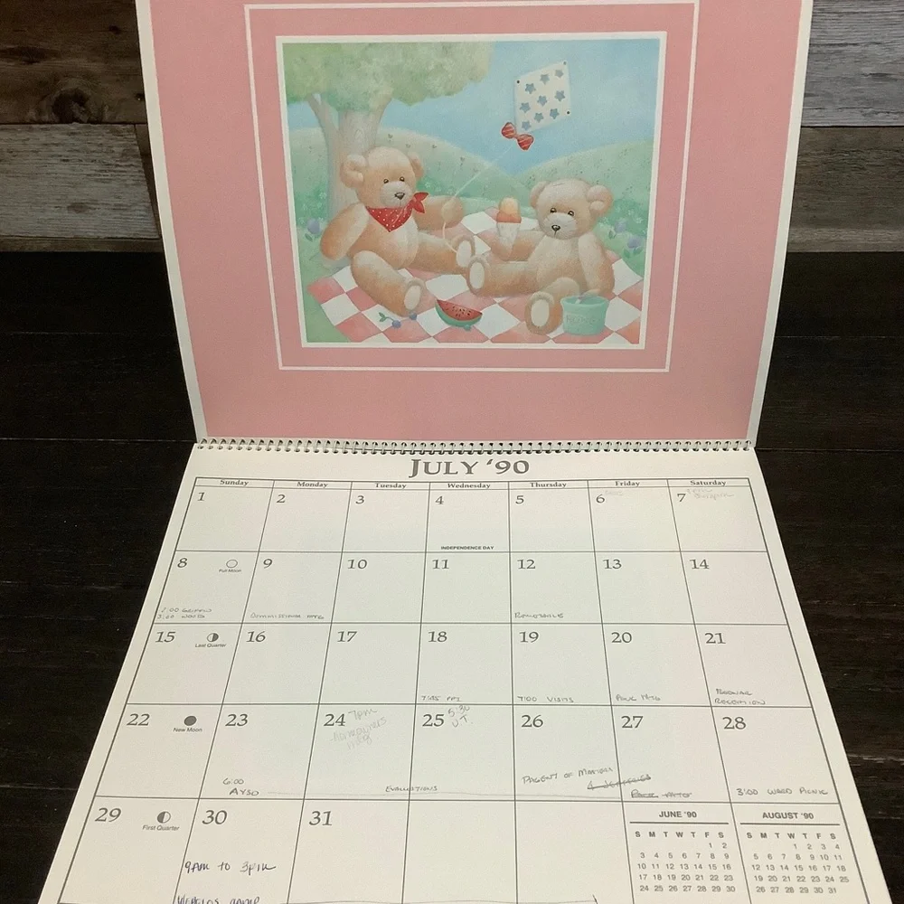 1990 Calendar Bears Cleo Used